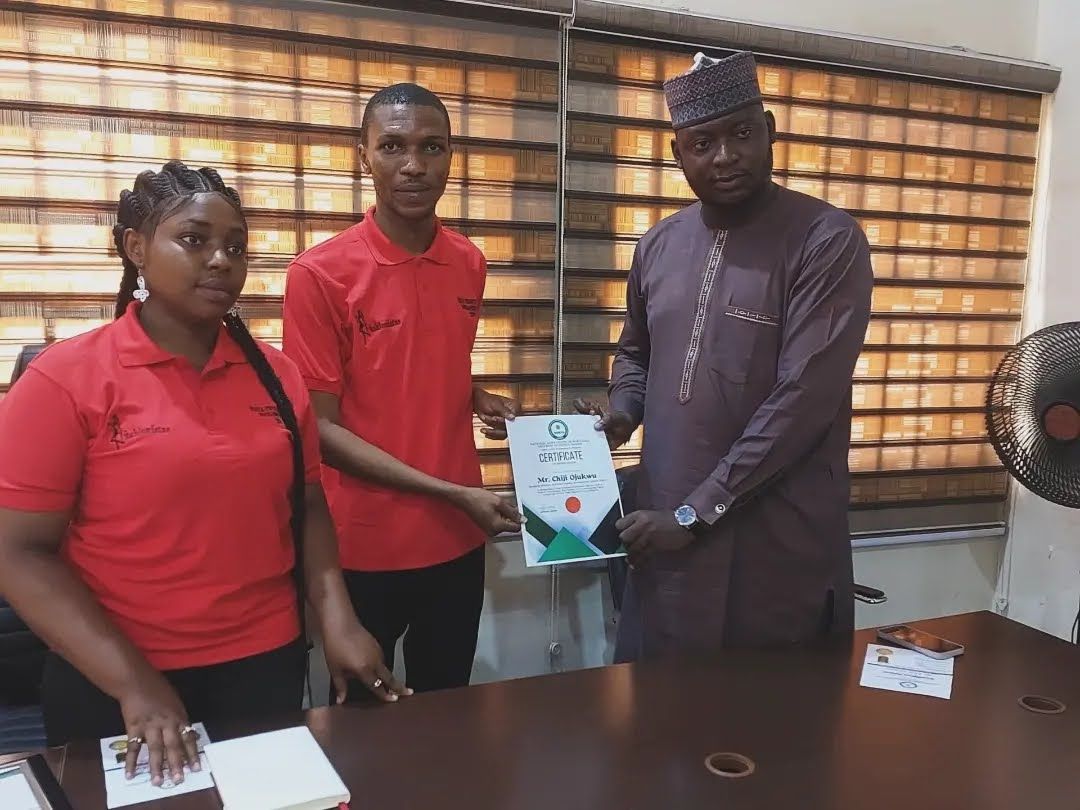 National Association of Northern Nigerian Students (NANNS) bestowed a prestigious honor of “Icon of Youth Development” upon Dr. Chiji Ojukwu
